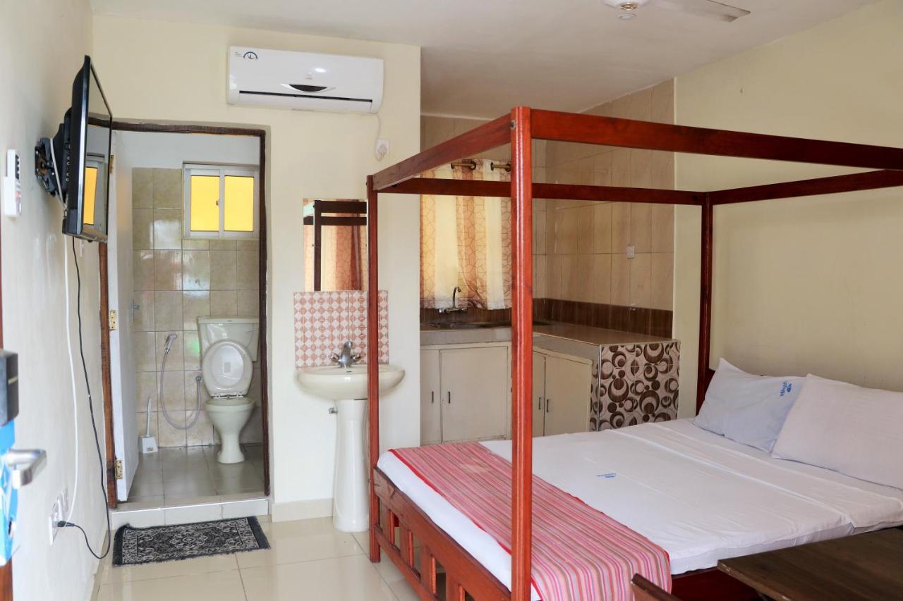 Sanana Conference Center And Holiday Resort Mombasa Eksteriør bilde