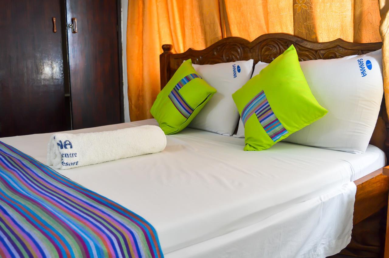 Sanana Conference Center And Holiday Resort Mombasa Eksteriør bilde