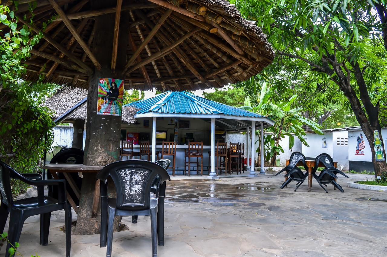 Sanana Conference Center And Holiday Resort Mombasa Eksteriør bilde