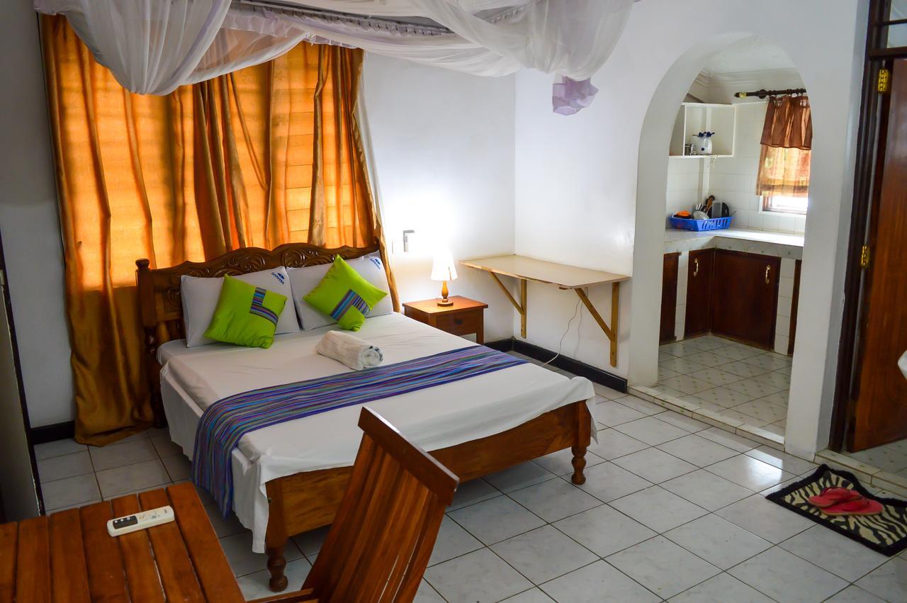 Sanana Conference Center And Holiday Resort Mombasa Eksteriør bilde