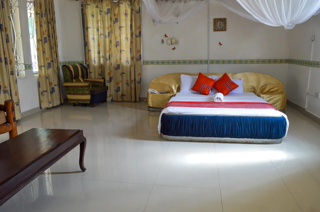Sanana Conference Center And Holiday Resort Mombasa Eksteriør bilde