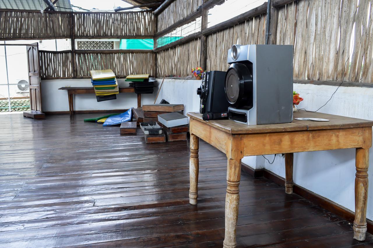 Sanana Conference Center And Holiday Resort Mombasa Eksteriør bilde